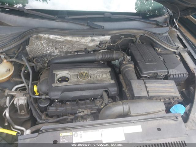 WVGAV7AX7FW514844 Volkswagen TIGUAN S