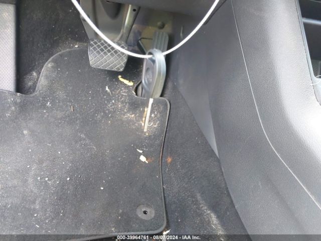 WVGAV7AX7FW514844 Volkswagen TIGUAN S