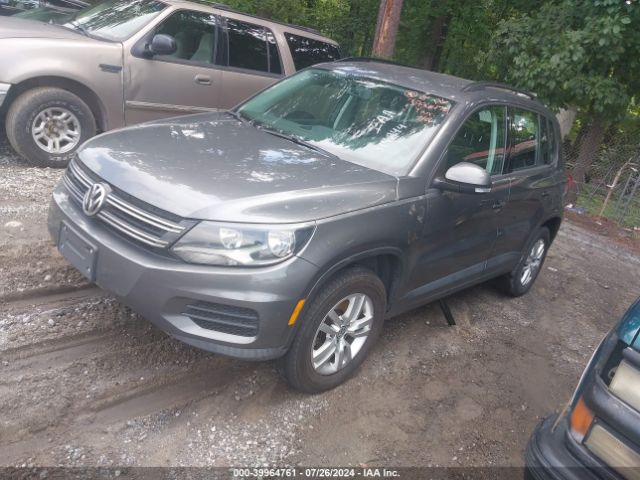 WVGAV7AX7FW514844 Volkswagen TIGUAN S