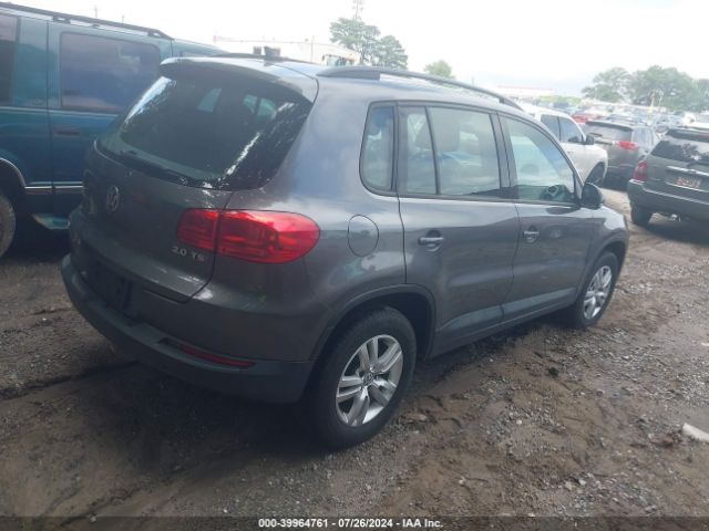 WVGAV7AX7FW514844 Volkswagen TIGUAN S
