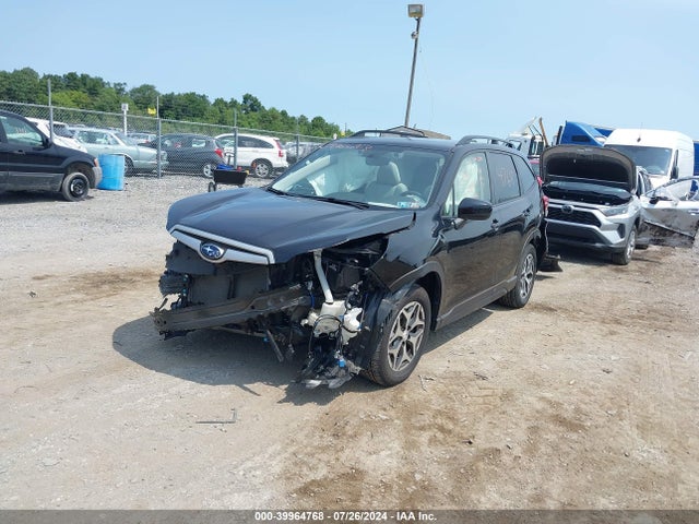 Subaru Forester Premium 2019 JF2SKAEC3KH493108 Image 2