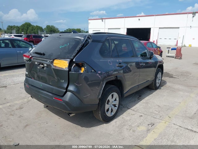 Toyota RAV4 LE 2019 JTMH1RFV3KD501435 Image 4