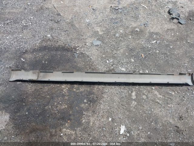 2T1BURHE8HC930781 Toyota COROLLA LE