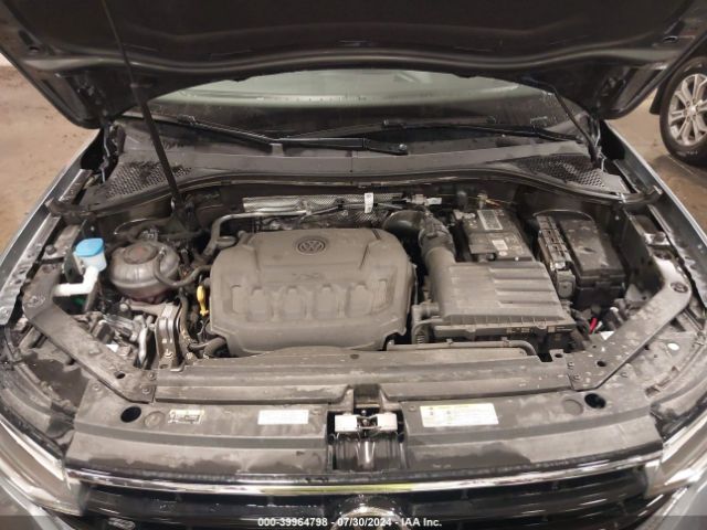 3VV8B7AXXPM038667 Volkswagen Tiguan 2.0t Se R-line Black