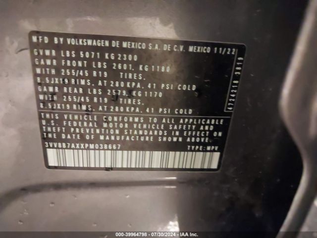 3VV8B7AXXPM038667 Volkswagen Tiguan 2.0t Se R-line Black
