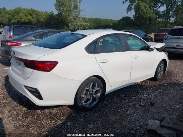 3KPF24AD8KE115095 KIA Forte Lxs
