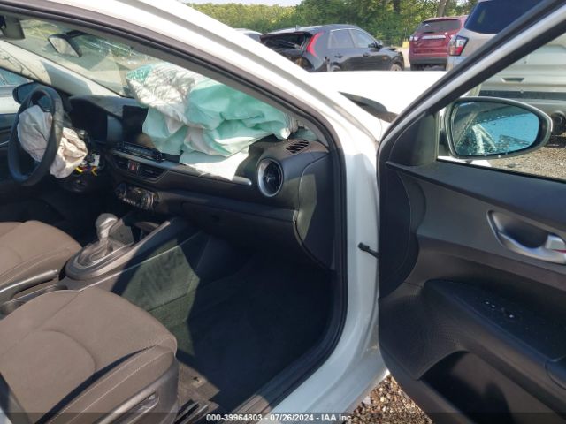 3KPF24AD8KE115095 KIA Forte Lxs