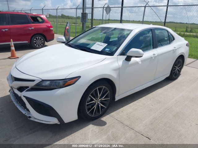 4T1G11AK6NU069899 Toyota CAMRY SE