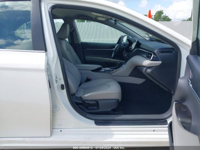 4T1G11AK6NU069899 Toyota CAMRY SE