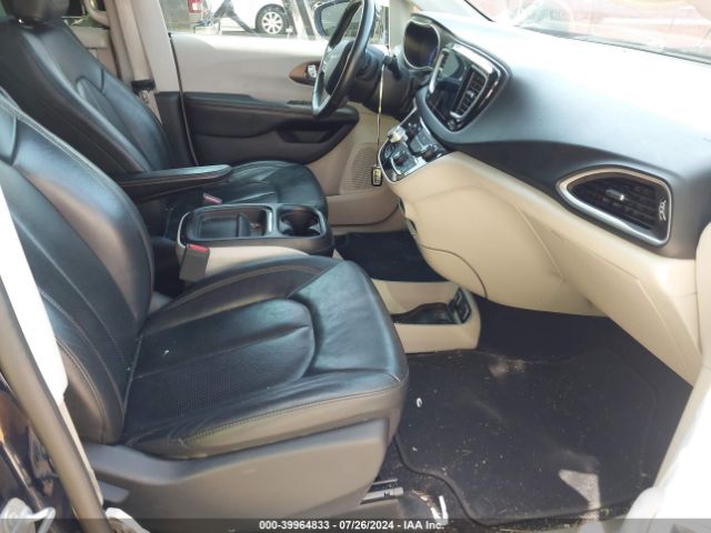 2019 CHRYSLER PACIFICA 2C4RC1BG8KR706026 Photo 4