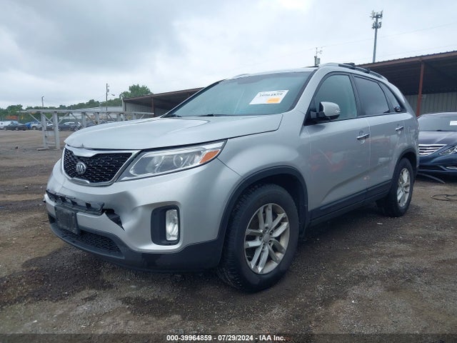 KIA SORENTO LX 2014 5XYKT3A69EG519828 Image 2