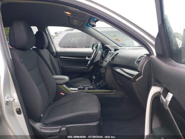 KIA SORENTO LX 2014 5XYKT3A69EG519828 Image 5