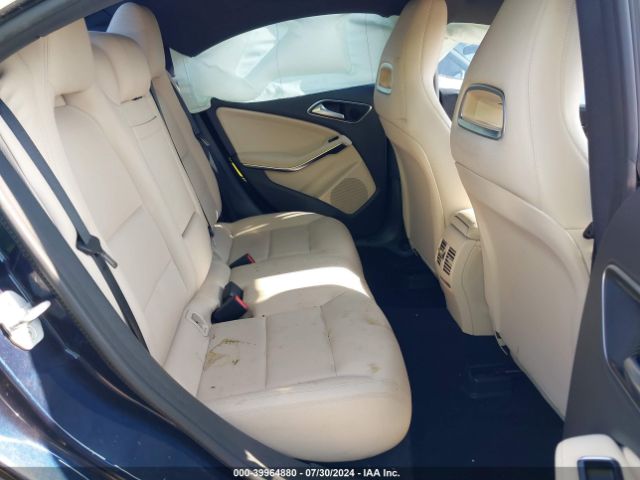 WDDSJ4EBXHN465400 Mercedes-Benz CLA 250