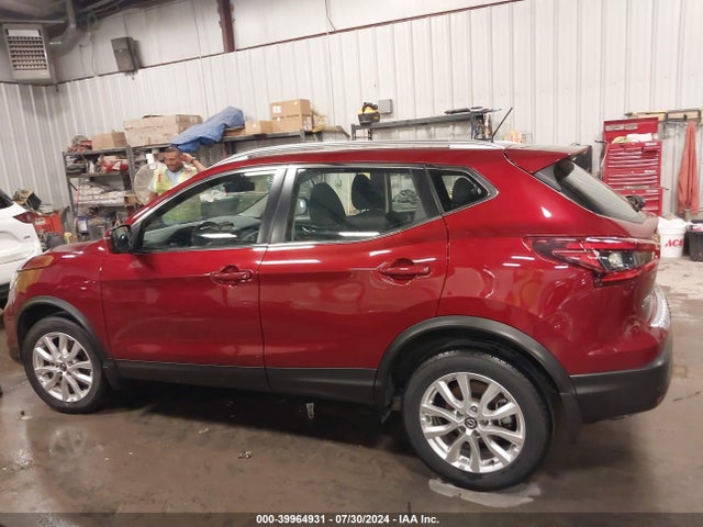 JN1BJ1BWXMW421937 Nissan Rogue Sport Sv Awd Xtronic Cvt