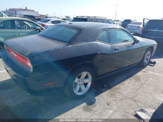 2C3CDYAGXEH302415 Dodge Challenger Sxt