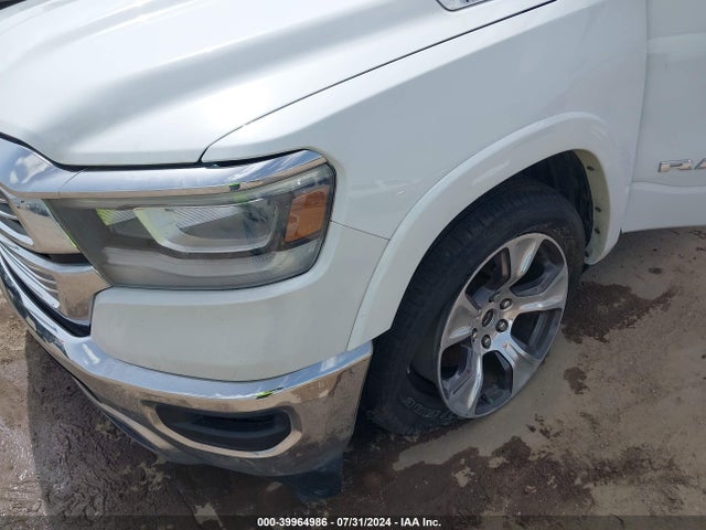 1C6SRFJT6NN352446 RAM 1500 Laramie  4x4 5'7 Box