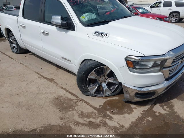 1C6SRFJT6NN352446 RAM 1500 Laramie  4x4 5'7 Box