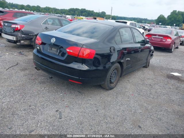 3VW2K7AJ3EM310292 Volkswagen Jetta 2.0l S