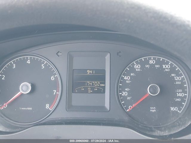 3VW2K7AJ3EM310292 Volkswagen Jetta 2.0l S