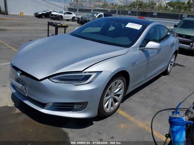 2018 TESLA MODEL S 5YJSA1E29JF281224 Photo 1