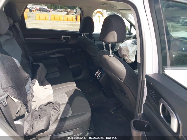 KIA SORENTO LX 2022 5XYRG4LC6NG106535 Image 8
