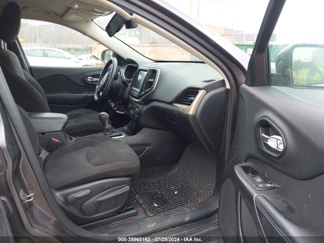 Jeep Cherokee Latitude 2016 1C4PJMCS0GW175565 Image 5