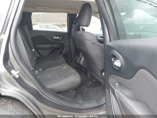 Jeep Cherokee Latitude 2016 1C4PJMCS0GW175565 Image 8