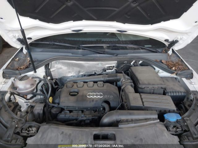 WA1BCCFS1HR017451 Audi Q3 2.0t Premium