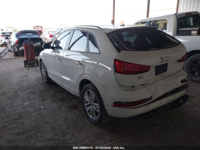 WA1BCCFS1HR017451 Audi Q3 2.0t Premium