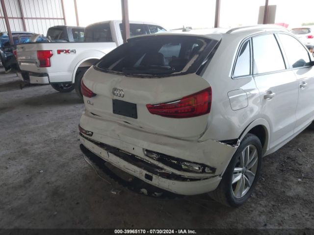 WA1BCCFS1HR017451 Audi Q3 2.0t Premium