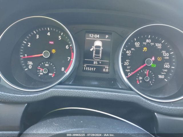1VWDT7A34HC069131 Volkswagen Passat 1.8t R-line