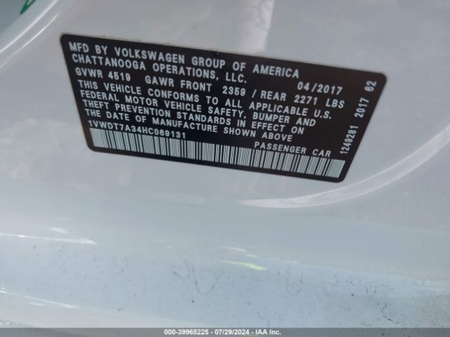 1VWDT7A34HC069131 Volkswagen Passat 1.8t R-line