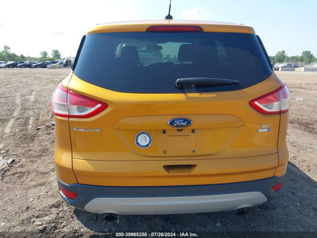 1FMCU9GX1GUA64748 Ford ESCAPE SE