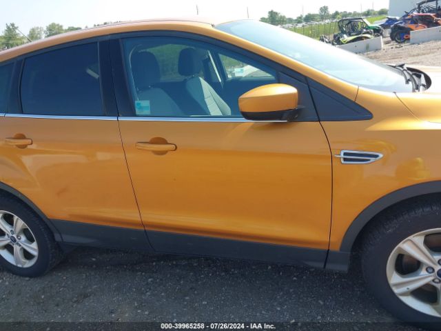 1FMCU9GX1GUA64748 Ford ESCAPE SE