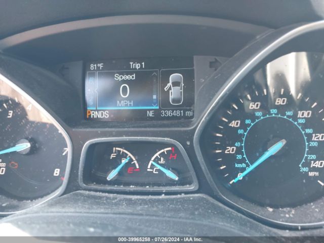 1FMCU9GX1GUA64748 Ford ESCAPE SE
