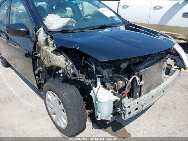 3N1CN7AP8JL814651 Nissan Versa 1.6 S+