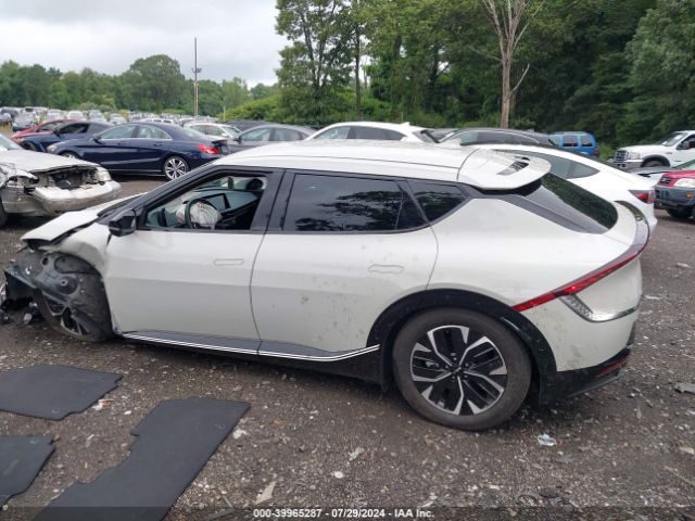 KNDC3DLC7P5145714 KIA Ev6 Wind