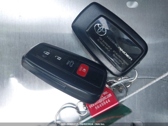 Toyota Highlander Xle 2022 5TDGZRAHXNS120681 Image 11