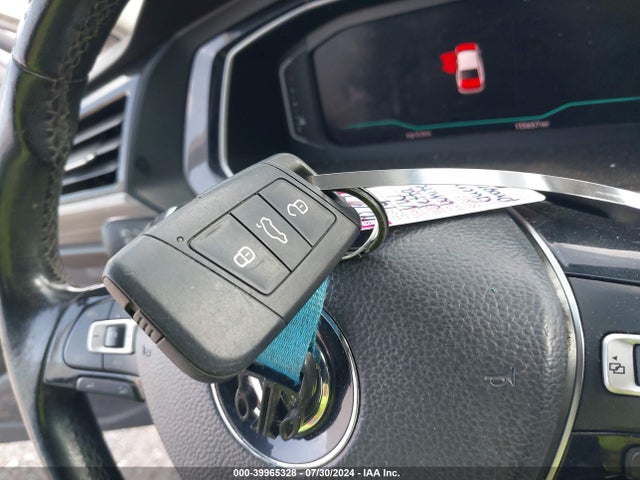 3VWE57BU3KM099880 Volkswagen Jetta 1.4t Sel