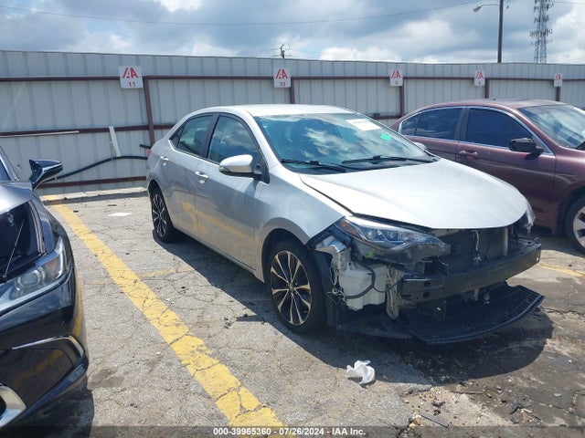 Toyota COROLLA SE 2018 5YFBURHE1JP840359 главное изображение