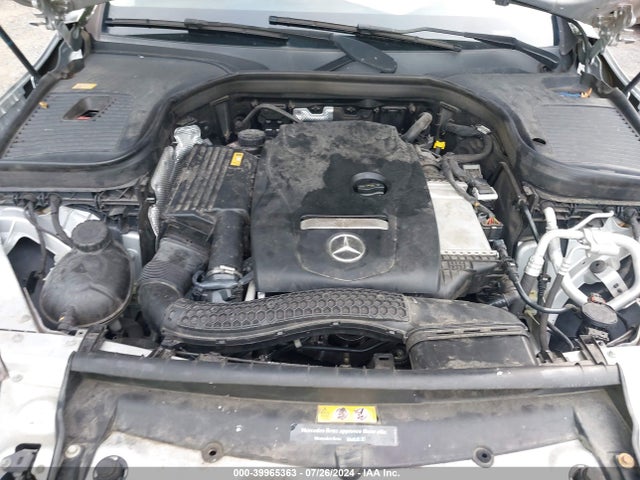 WDC0G4JBXGF033897 Mercedes-Benz GLC 300