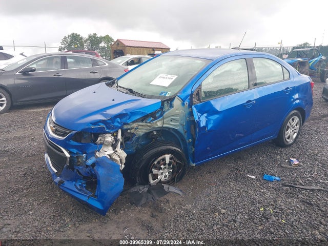 Chevrolet Sonic Ls Manual 2017 1G1JA5SH0H4102915 Image 2