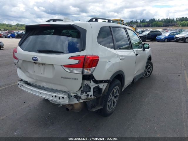 JF2SKAECXNH412965 Subaru Forester Premium