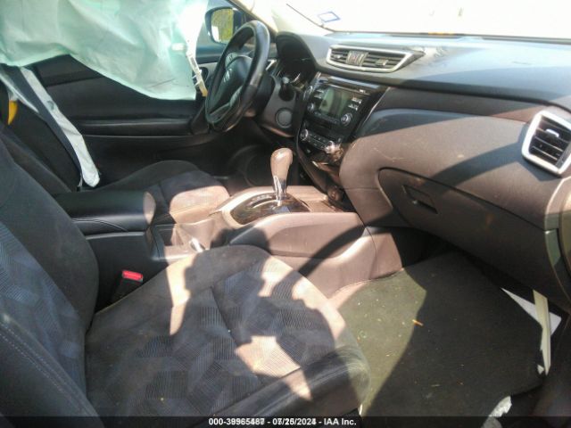 KNMAT2MTXFP511436 Nissan ROGUE SV