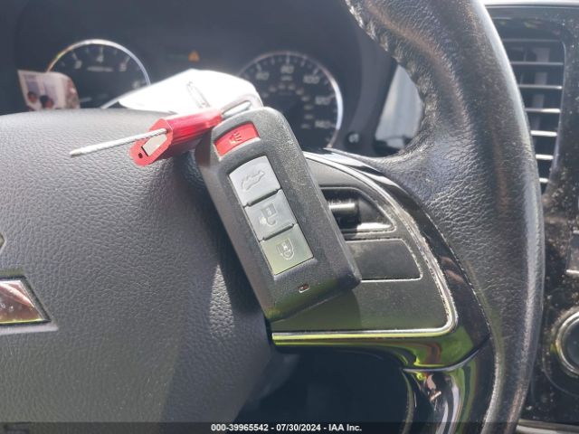 JA4AD3A38KZ034876 Mitsubishi Outlander Sel