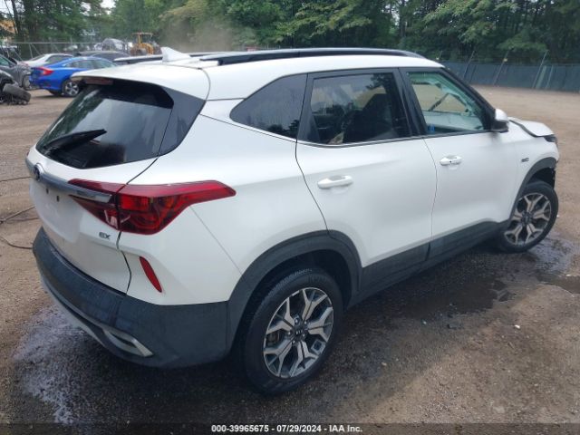 KNDERCAA7M7176626 KIA SELTOS EX