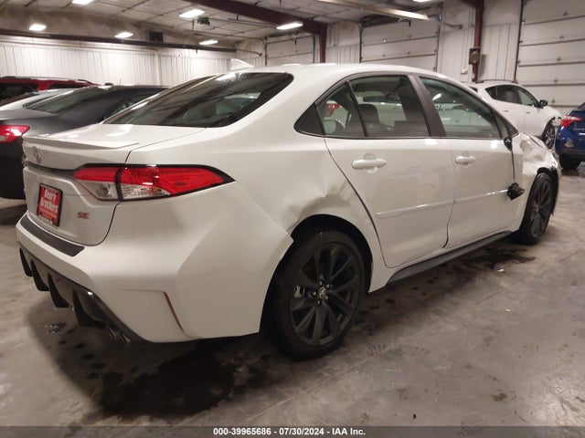 Toyota COROLLA SE 2023 5YFP4MCE9PP164347 Image 4