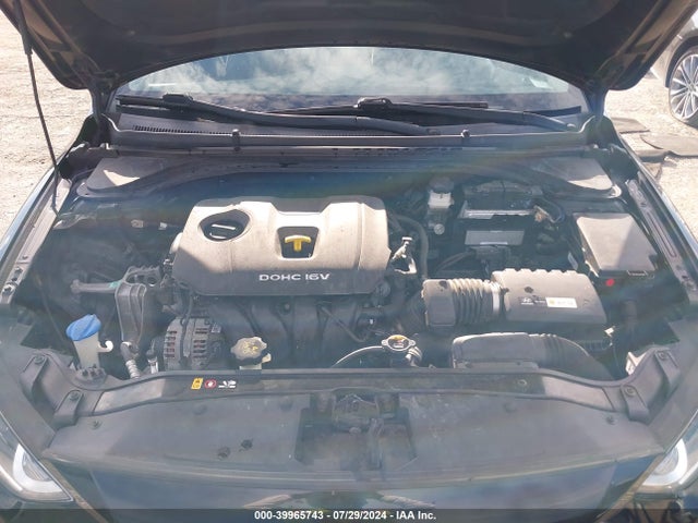 Hyundai ELANTRA SE 2017 5NPD84LF2HH084970 Image 10