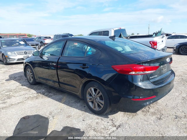 Hyundai ELANTRA SE 2017 5NPD84LF2HH084970 Image 3