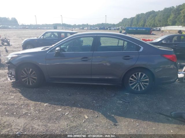 4S3BNAF67K3017214 Subaru Legacy 2.5i Premium